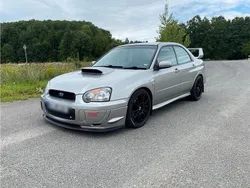 Grau Gebraucht 2005 Subaru Impreza Limousine | 23.500 €