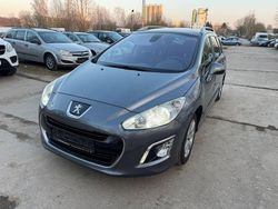 Grau Gebraucht 2011 Peugeot 308 SW Active Kombi | 1.999 €