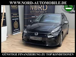 Deep black perleffek (metallic) Gebraucht 2022 VW Golf VIII R-line Kombi | 25.900 € (Fairer Preis)