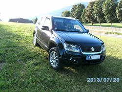 Schwarz metallic Gebraucht 2009 Suzuki Grand Vitara SUV | 18.900 €