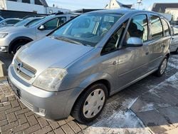 Silber Gebraucht 2006 Opel Meriva Edition Van / Kleinbus | 1.850 € (Guter Preis)