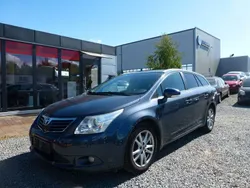 Blau Gebraucht 2010 Toyota Avensis Edition Kombi | 6.950 € (Fairer Preis)