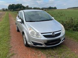 Grau Gebraucht 2007 Opel Corsa Kleinwagen | 2.500 € (Fairer Preis)