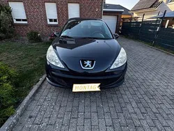 Grau Gebraucht 2009 Peugeot 206 Limousine | 1.450 € (Fairer Preis)