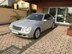 Brillantsilber metallic Gebraucht 2002 Mercedes E500 Limousine | 4.950 € (Superpreis)