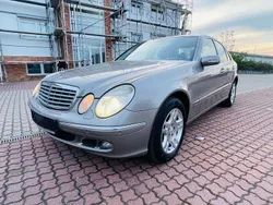 Beige Gebraucht 2005 Mercedes E200 Elegance Limousine | 3.499 € (Fairer Preis)