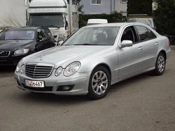 Silber Gebraucht 2007 Mercedes E220 Limousine | 2.390 € (Guter Preis)