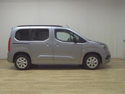 Silber Gebraucht 2023 Opel Combo-e Life Ultimate Van / Kleinbus | 23.680 € (Guter Preis)