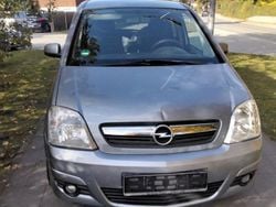 Silber Gebraucht 2007 Opel Meriva Edition Van / Kleinbus | 790 € (Superpreis)