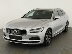 Bright silver metallic Gebraucht 2020 Volvo V90 Inscription Kombi | 27.695 € (Fairer Preis)
