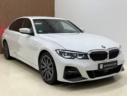 Weiß Gebraucht 2021 BMW 330 M Sport Limousine | 37.990 € (Guter Preis)