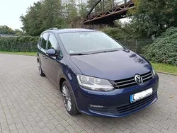 Blau Gebraucht 2015 VW Sharan Trendline Van / Kleinbus | 9.900 €