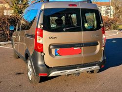 Andere farben Gebraucht 2019 Dacia Dokker Van / Kleinbus | 15.699 € (Teuer)