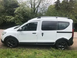 Weiß Gebraucht 2017 Dacia Dokker Stepway Van | 11.990 € (Fairer Preis)