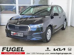 Schwarzmagic perleffekt Gebraucht 2022 Skoda Fabia Ambition Limousine | 17.899 € (Guter Preis)
