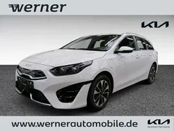 Deluxeweiss Gebraucht 2024 Kia Ceed Sportswagon Spirit Kombi | 24.980 € (Guter Preis)
