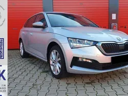 Brillantsilbermetallic Gebraucht 2024 Skoda Scala Comfort Kleinwagen | 19.754 € (Fairer Preis)