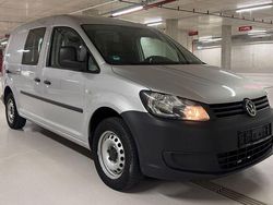 Silber Gebraucht 2012 VW Caddy Maxi Van / Kleinbus | 7.990 € (Guter Preis)
