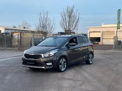 Braun Gebraucht 2017 Kia Carens Spirit Van / Kleinbus | 11.900 € (Guter Preis)