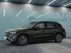 Grau Gebraucht 2024 Mercedes GLC300 SUV | 65.185 € (Teuer)