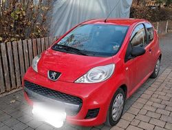 Rot Gebraucht 2009 Peugeot 107 Kleinwagen | 1.799 € (Fairer Preis)