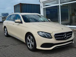 Beige Gebraucht 2019 Mercedes E220 Avantgarde Kombi | 10.690 €
