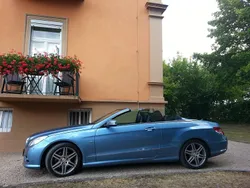 Blau Gebraucht 2009 Mercedes E250 AMG Cabrio | 14.999 € (Guter Preis)