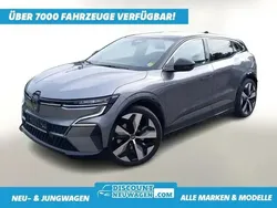 Schiefergrau metallic / schwarz Gebraucht 2023 Renault Mégane Techno Limousine | 27.614 € (Guter Preis)