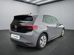 Grau Gebraucht 2024 VW ID.3 Pro Kleinwagen | 29.949 € (Fairer Preis)