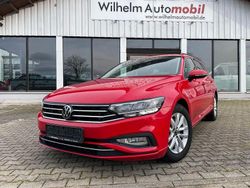 Rot Gebraucht 2023 VW Passat Business Kombi | 17.990 € (Superpreis)
