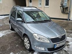 Grau Gebraucht 2013 Skoda Roomster Plus Edition Van / Kleinbus | 2.299 € (Superpreis)