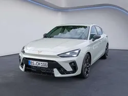 Grau Gebraucht 2025 Cupra Leon VZ Limousine | 42.975 € (Fairer Preis)