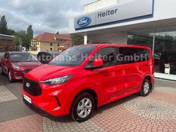 Rot Gebraucht 2025 Ford Tourneo Trend Van / Kleinbus | 43.950 € (Fairer Preis)