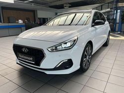 Weiß Gebraucht 2020 Hyundai i30 YES! Limousine | 13.950 € (Fairer Preis)