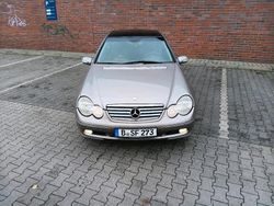 Grau Gebraucht 2002 Mercedes C200 Coupé | 2.000 €