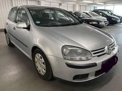 Reflexsilber Gebraucht 2003 VW Golf IV Trendline Kleinwagen | 1.200 € (Superpreis)