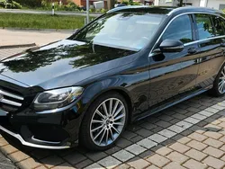 Schwarz Gebraucht 2017 Mercedes C200 AMG line Kombi | 15.500 €