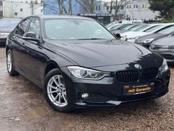 Schwarz Gebraucht 2015 BMW 318 Sport Line Limousine | 9.990 € (Guter Preis)