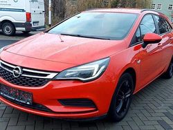 Rot Gebraucht 2017 Opel Astra Kombi | 6.700 €