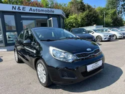 Schwarz Gebraucht 2013 Kia Rio Edition 7 Limousine | 6.990 € (Guter Preis)