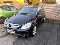 Schwarz Gebraucht 2007 Mercedes B200 Van / Kleinbus | 3.100 € (Superpreis)