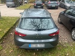 Grau Gebraucht 2014 Seat Leon Limousine | 6.500 € (Fairer Preis)