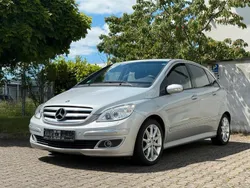 Grau Gebraucht 2006 Mercedes B200 Van / Kleinbus | 6.950 € (Etwas zu teuer)