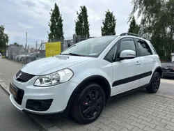 Weiß Gebraucht 2011 Suzuki SX4 Style SUV | 5.499 € (Fairer Preis)