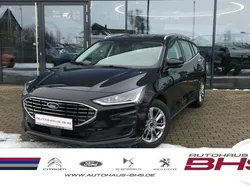 Agate black (schwarz) Gebraucht 2023 Ford Focus Titanium Kombi | 27.990 €