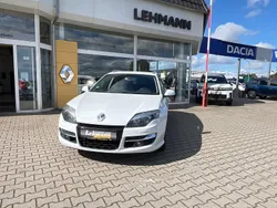 Weiß Gebraucht 2011 Renault Laguna III Dynamique Kombi | 6.990 € (Teuer)