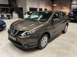 Braun Gebraucht 2014 Nissan Qashqai Visia SUV | 8.480 € (Fairer Preis)