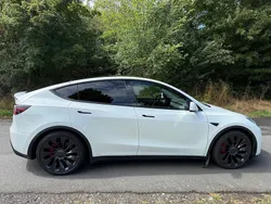 Weiß Gebraucht 2022 Tesla Model Y Performance SUV | 34.900 € (Guter Preis)