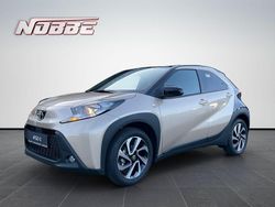 Chili red perleffekt/dach mysticschwarz mica Neu 2025 Toyota Aygo X Team SUV | 18.980 € (Fairer Preis)