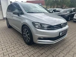 Silber Gebraucht 2019 VW Touran IQ Drive Van / Kleinbus | 16.990 € (Etwas zu teuer)